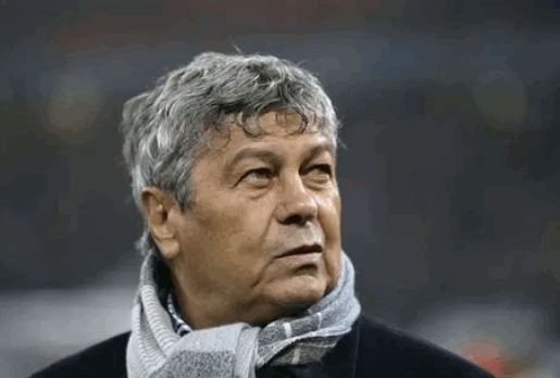 Mircea-Lucescu-29-10-2022-11.gif